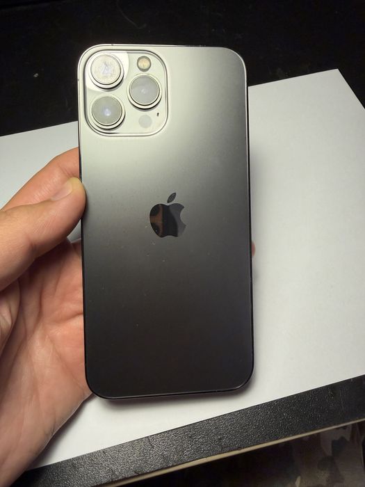 Vand iphone 13 pro max 512gb