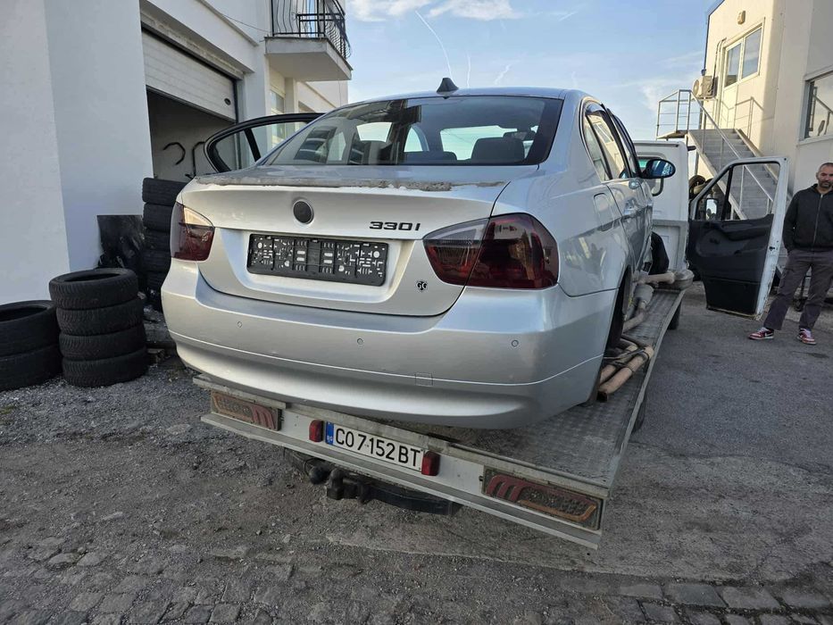 BMW E90 330i 272hp НА части