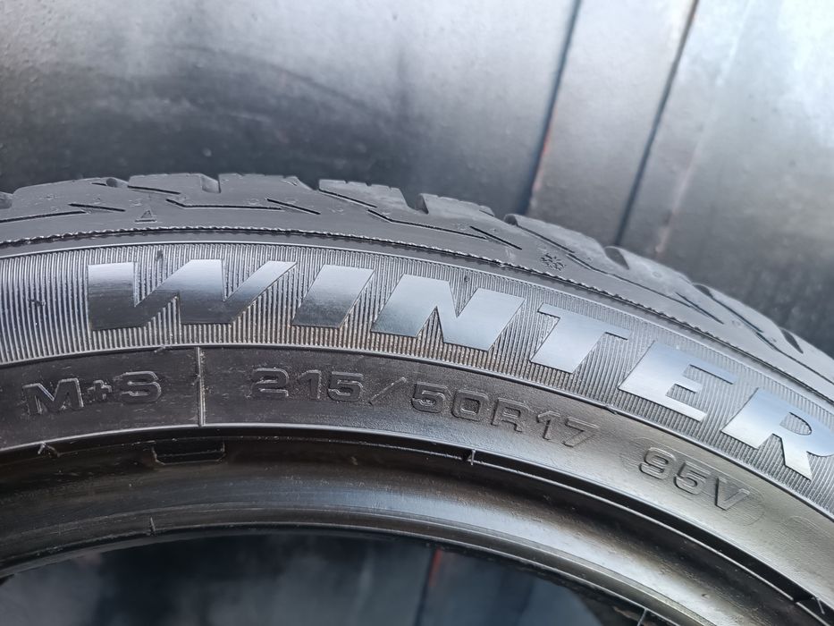 215/50/17 Voyager Дот 2822