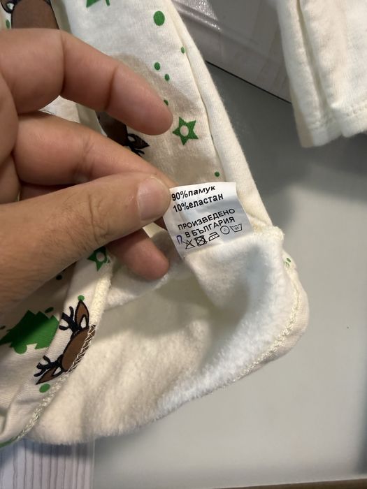 Продава се чисто нова рокля с еленчета размер 86