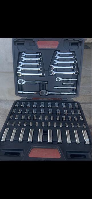 Trusă de chei tubulare