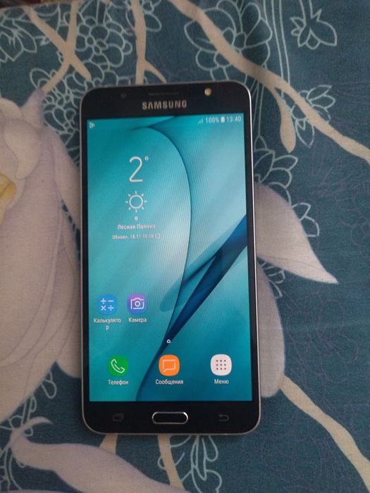 Продам телефон Самсунг