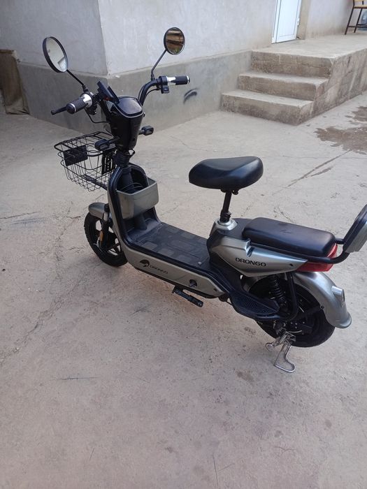 Skuter soriladi 14 le