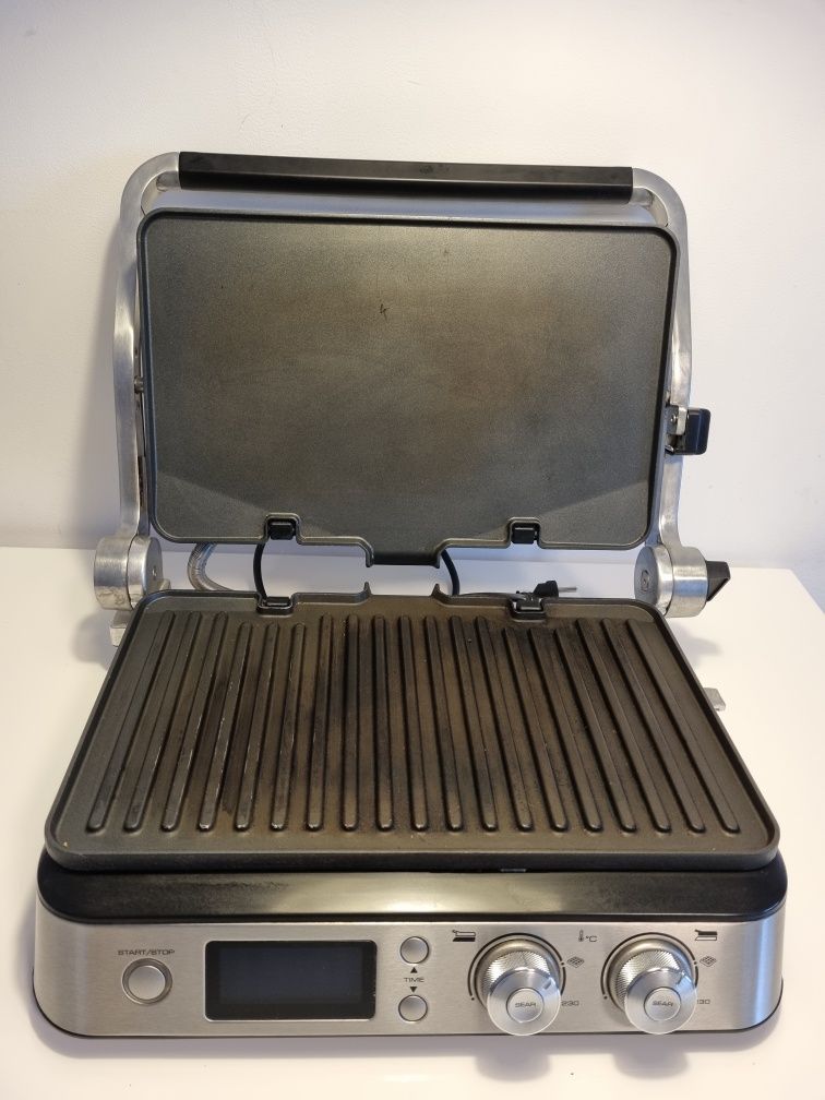 Gratar electric DeLonghi, 2000 W