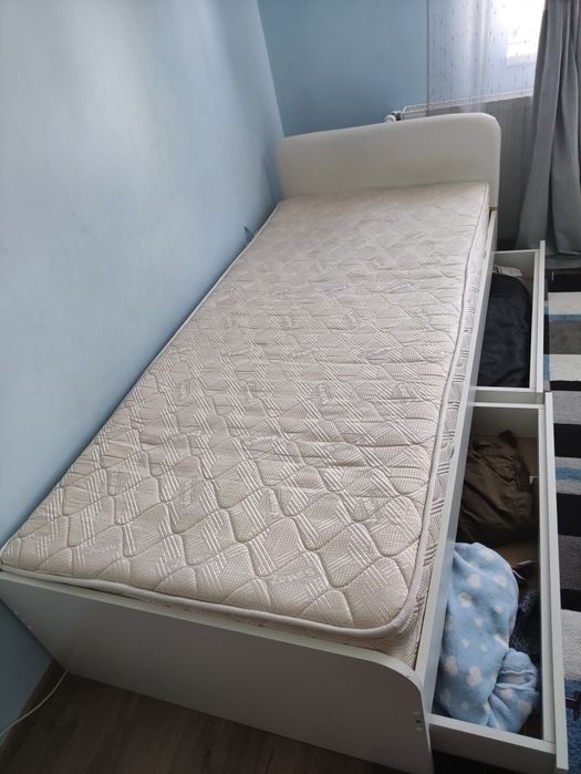 Vând mobilier cameră copii