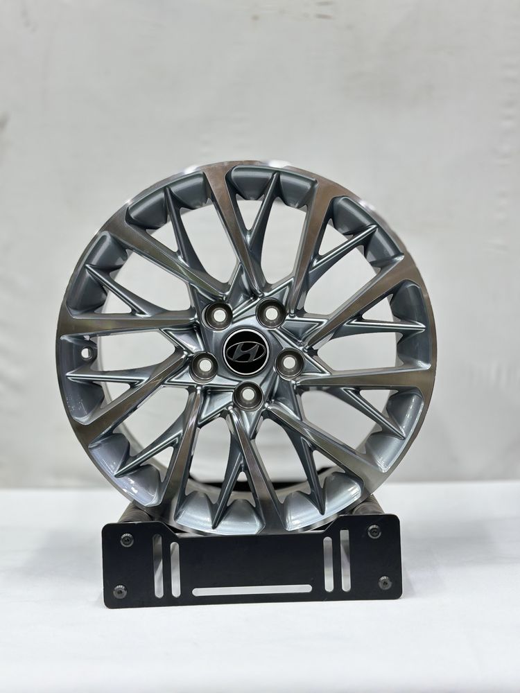 Продается комплект диск R17 5x114.3