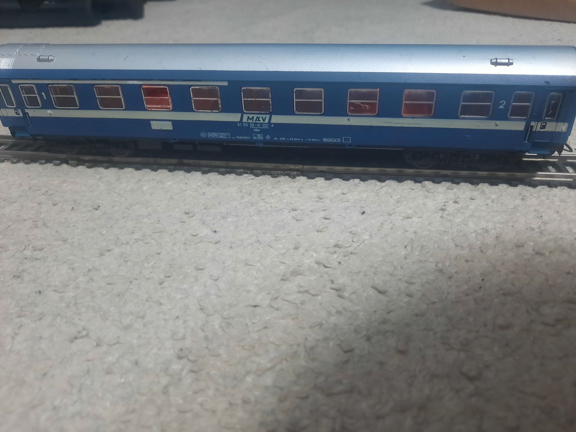 Raritate vagon calatori iluminat MAV 51 55 021 4 406/407Corona 366/367