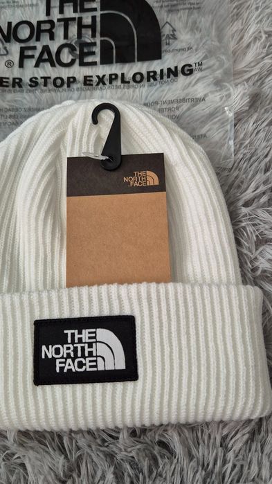 Caciula The North Face alba