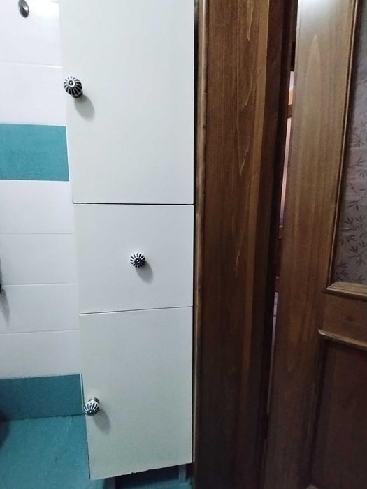 Vând mobilier baie