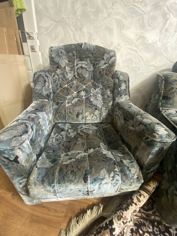 Продажа дивана и кресла