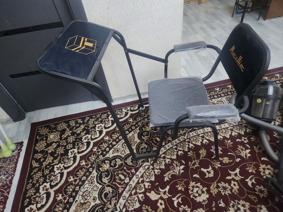 Namoz o'qish va kitob o'qish uchun stul