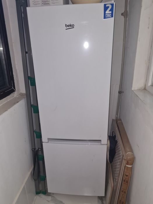 Продам новый холодильник