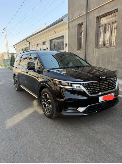 kia karnival 2022 yil 11 kishilik
