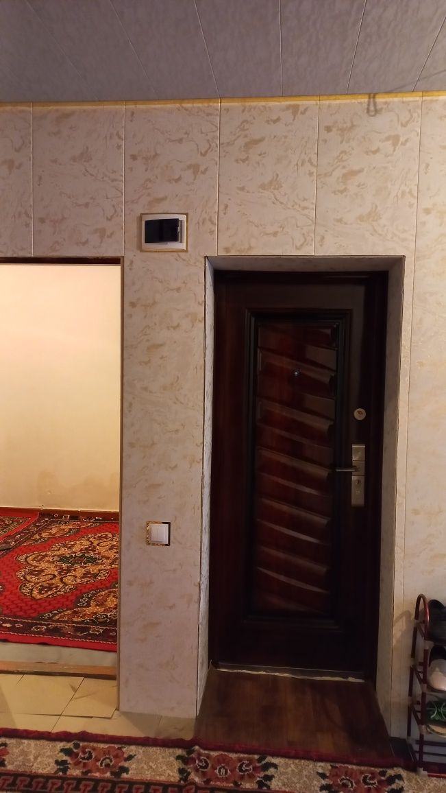 3 хонали квартира  сотилади