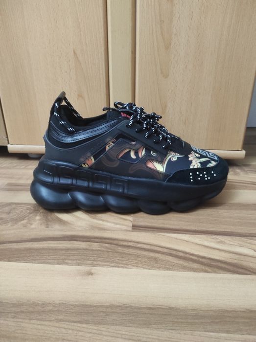 Versace chain reaction medusa print