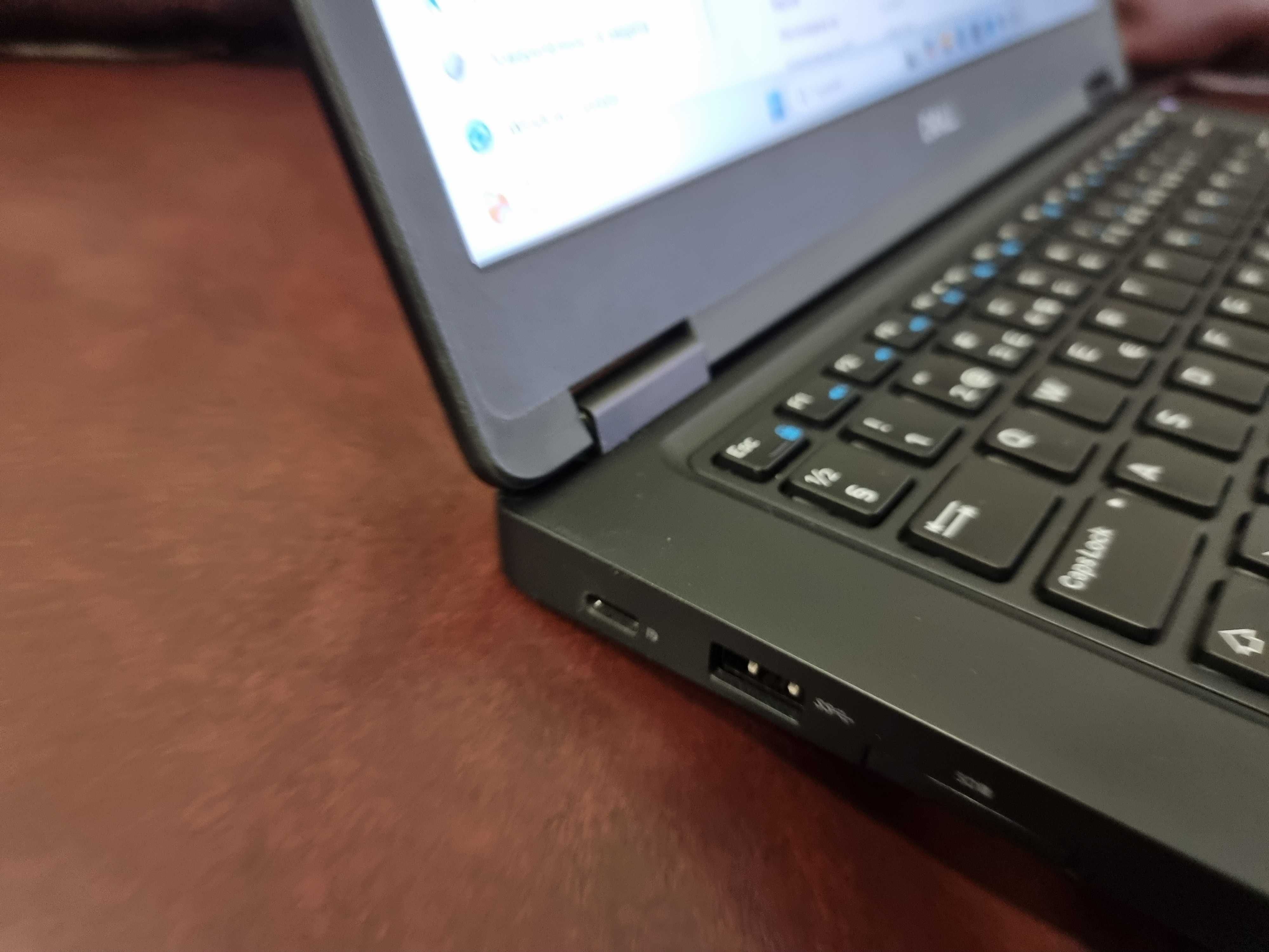 Лаптоп Dell Intel Core i5-8350U