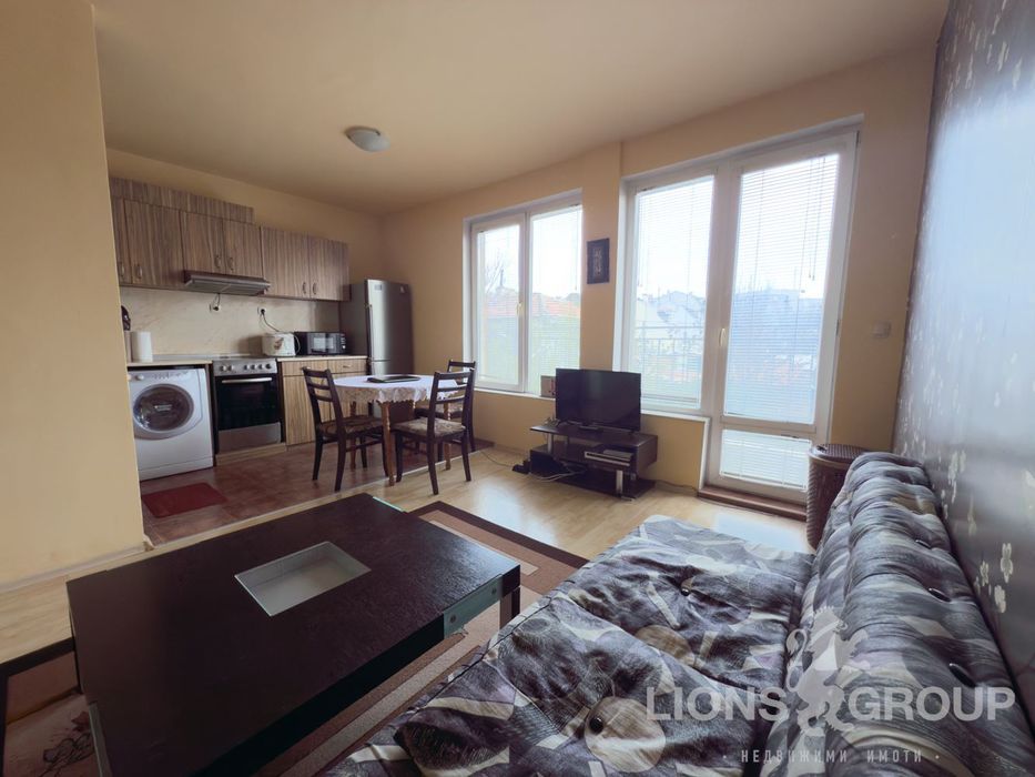 Продава се Тристаен апартамент в Варна, Христо Ботев - 80 кв.м за 2049 €/кв.м - Снимка #5