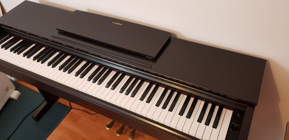 Yamaha Arius YDP-103 Pian Digital