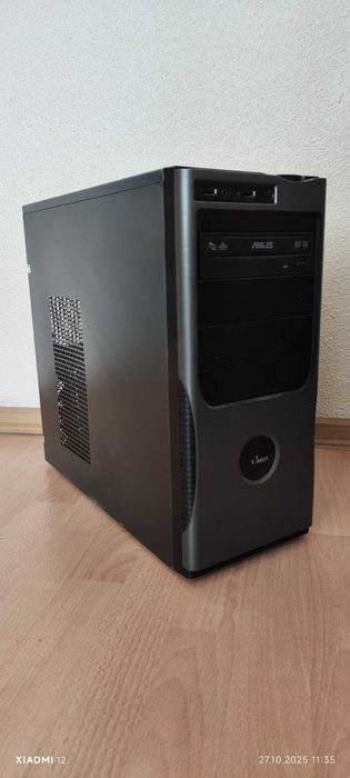 Настолен компютър с Windows 10 pro