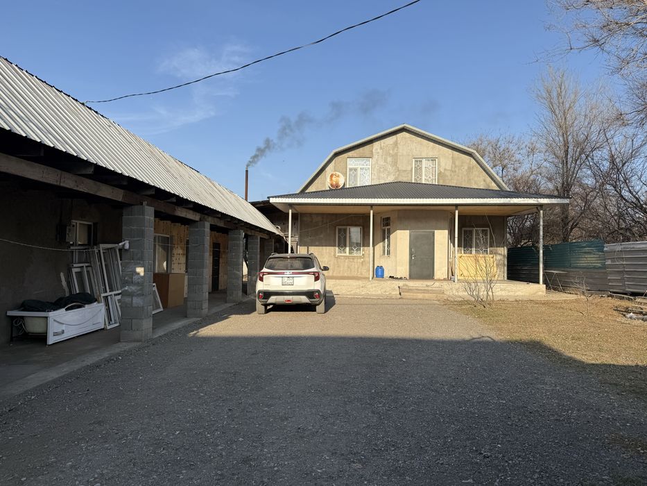 Жаңа үй сатылады.