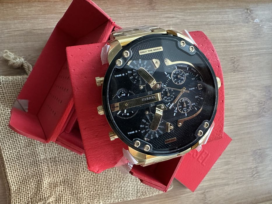 Ceas Diesel Mr Daddy nou gold cel mai mare