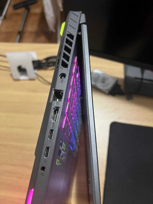 ASUS ROG Strix G16 i9 14900HX RTX 4060 32GB SSD 240Hz Garanție 8 luni