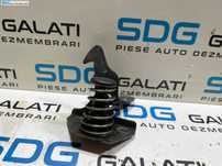 Mecanism Cui Carlig Blocare Inchidere Incuietoare Clapeta Deschidere Capota Motor BMW Seria 1 E81 E87 2004 - 2011 Cod 7071124 [B3475]