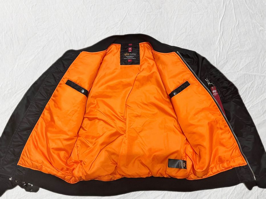 Geaca Alpha Industries