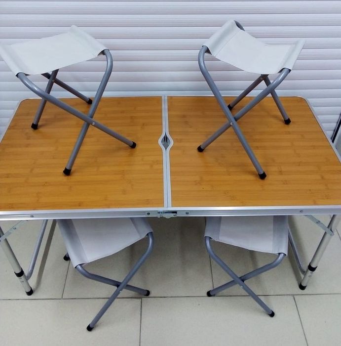 Стол складной 120 * 60 и 4 стула