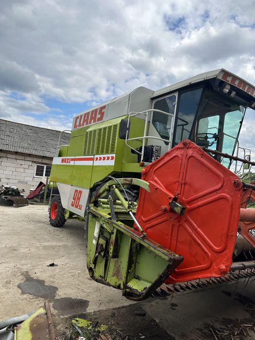 Vând combina claas dominator 98 sl maxi din import