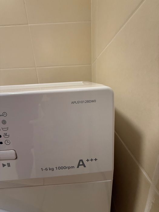 Urgent - Masina de spalat ARTIC - Model APL61012BDW0