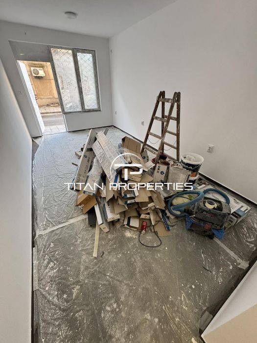 Ключ в Агенцията! Офис, под наем, жк Възраждане