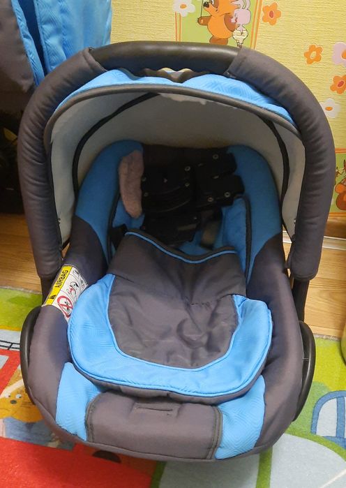 Продам коляску 3 в 1,состояние хорошее