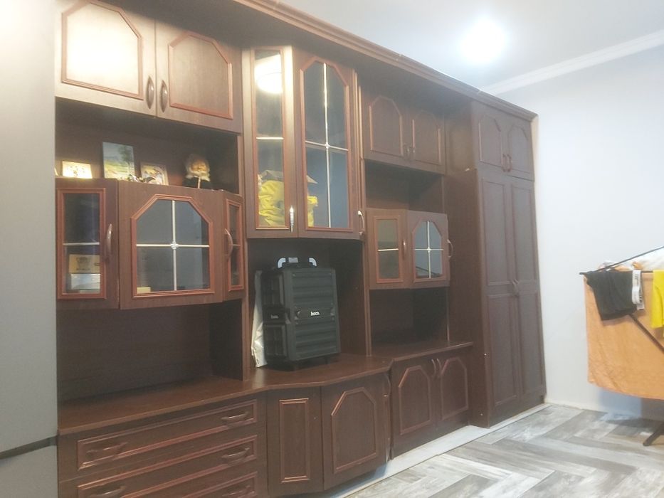 Отдам шкаф стенка, самовывоз