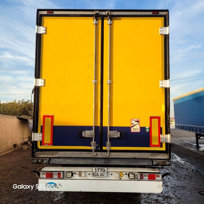 Тгяч MAN 500 тгх длинная рама реф Thermo king 300 
Прицеп реф Schmitz