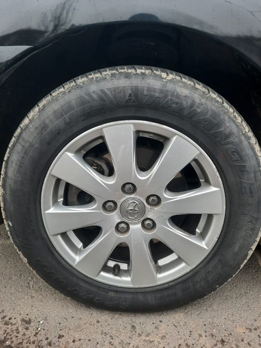 Продам диски r16 камри