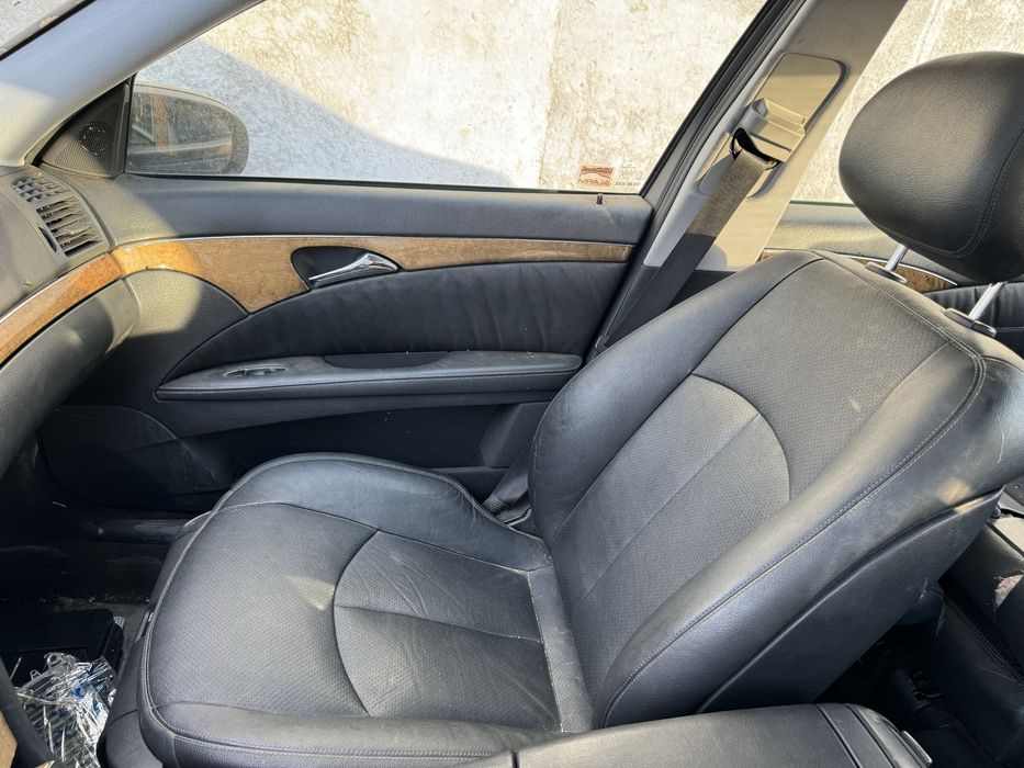 Dezmembrez Mercedes E320 W211 distronic carlig remorcare