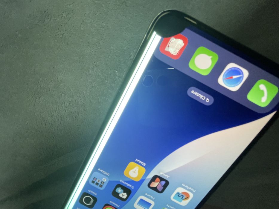 Iphone XS max dosplay cu probleme