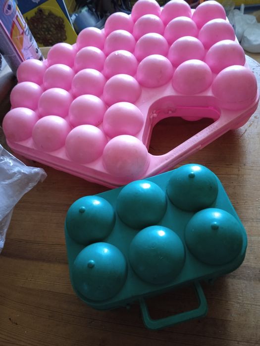 Продам футляры для яиц 3500,очень удобные