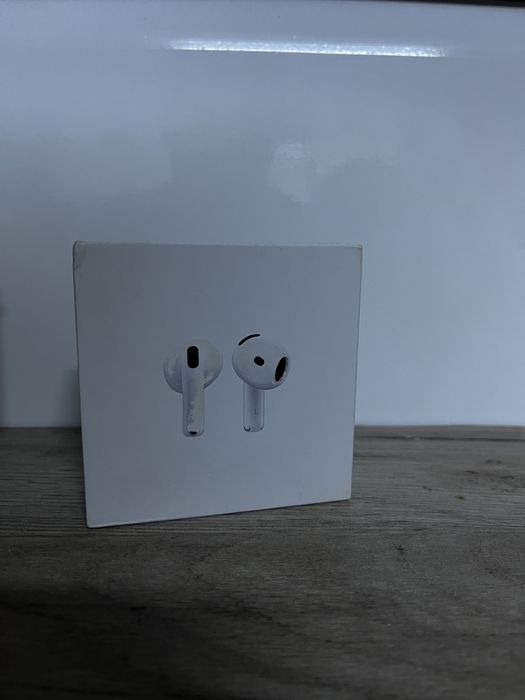 Apple AirPods 4 + Husă Techsuit Silicon Verde Salvie (nou)