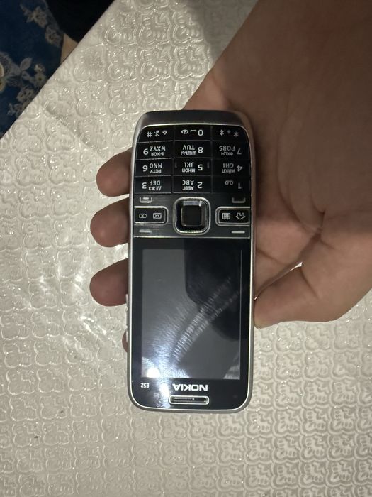 Nokia E52 original сотилади