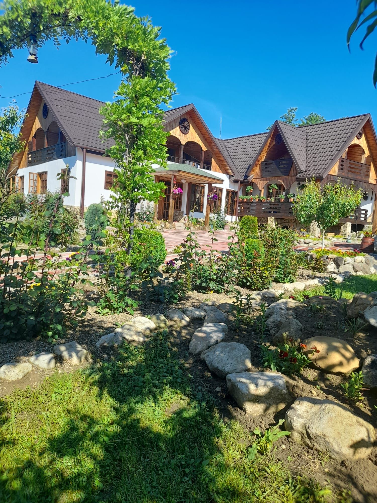 Casa de vânzare Com Tisău jud Buzău în apropierea Mănăstirii Ciolanu