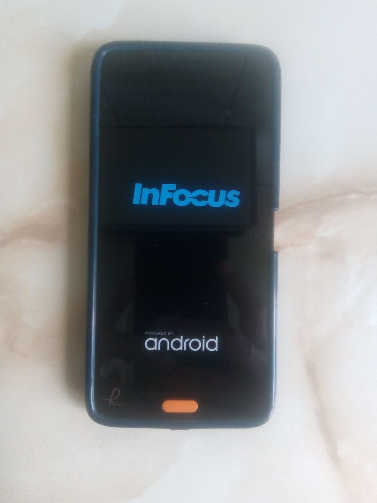 Vând telefoane InFocus Handy [ca noi] 10 la număr //poze reale