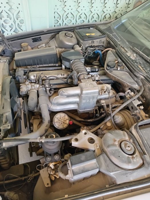 Продам бмв 7 серии е 32