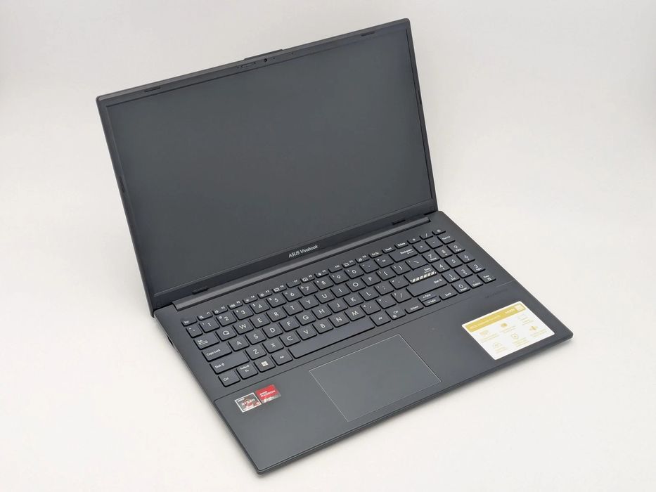Asus Vivobook Ryzen 5 7520U OLED