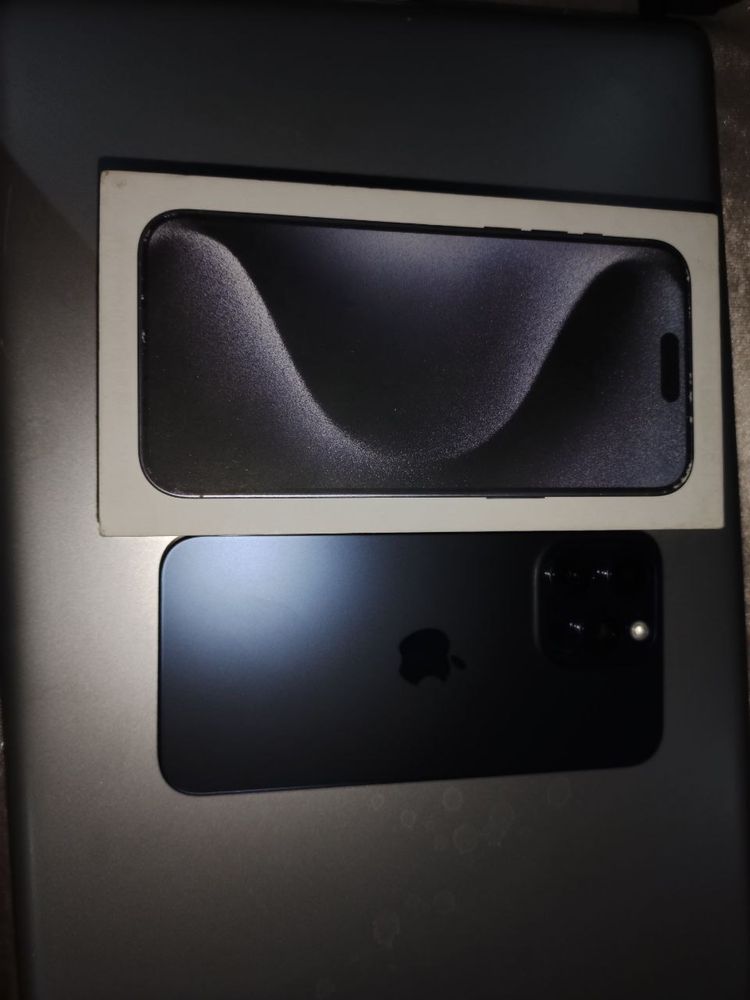 iPhone 15 pro max 256 gb