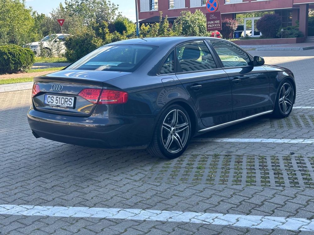 Audi A4 1,8TFSI  Bi-Xenon