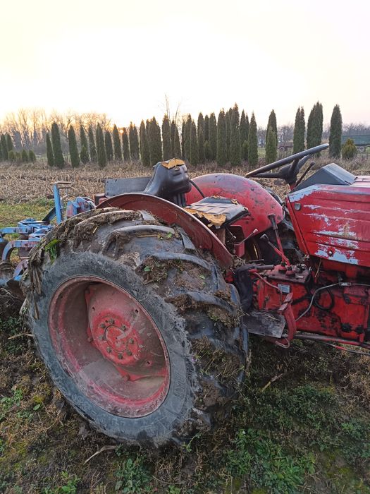 Tractor romanesc utb 550