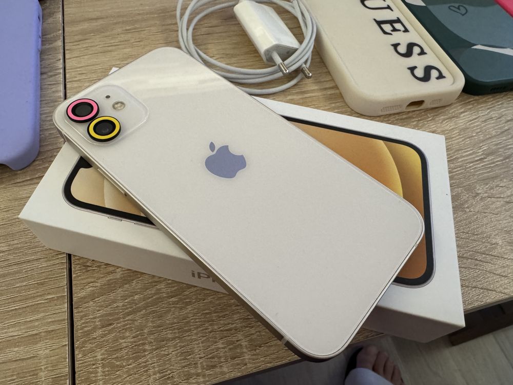Iphone 12 като нов с 24 какъфа