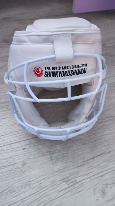 Шлем для занятий каратэ